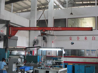 維保：河源龍記公司200kg懸臂式起重機