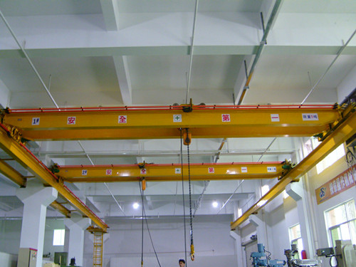 久置的起重機(jī)該如何防銹