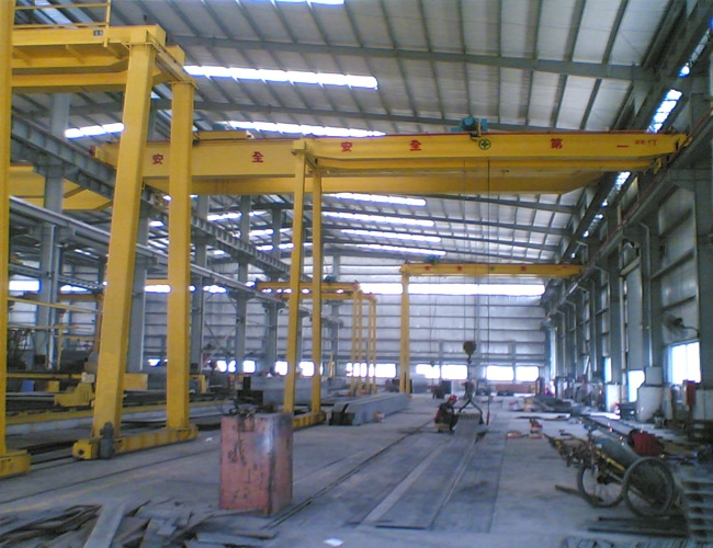 MHB型半門式起重機